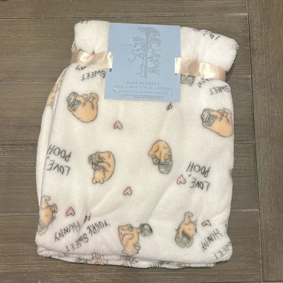 NWT! Winnie The Pooh Baby Blanket - Picture 5 of 5